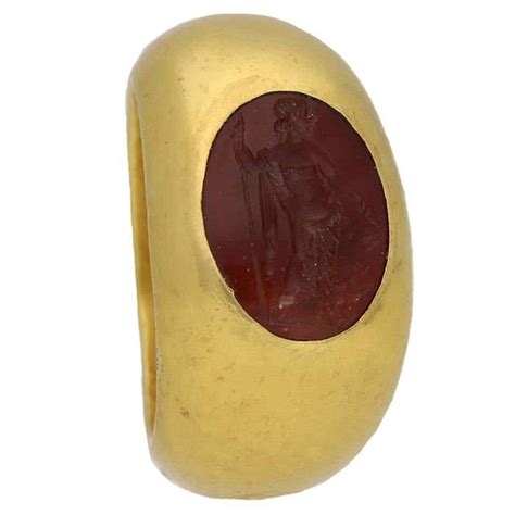 Gucci Vintage Aged Gold 3 Gods Dionysus Icon Ring Size 6 